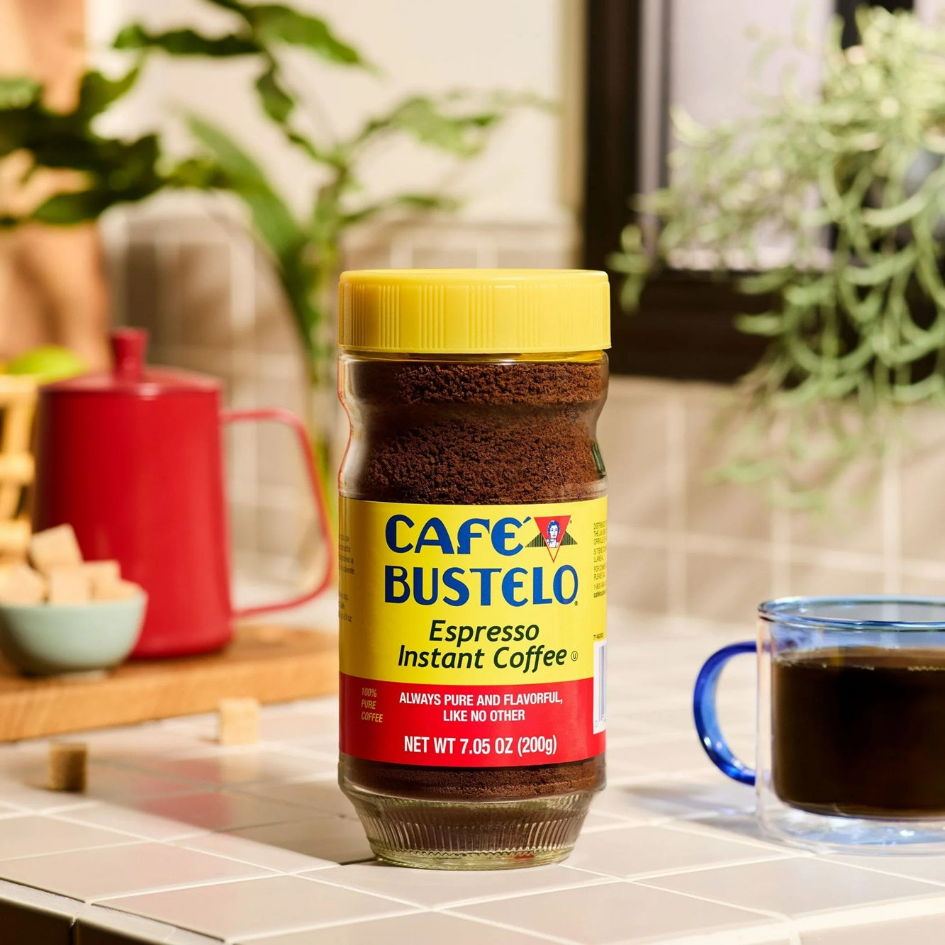 Cafe Bustelo, Espresso Style, Dark Roast Instant Coffee, 7.05 oz Jar